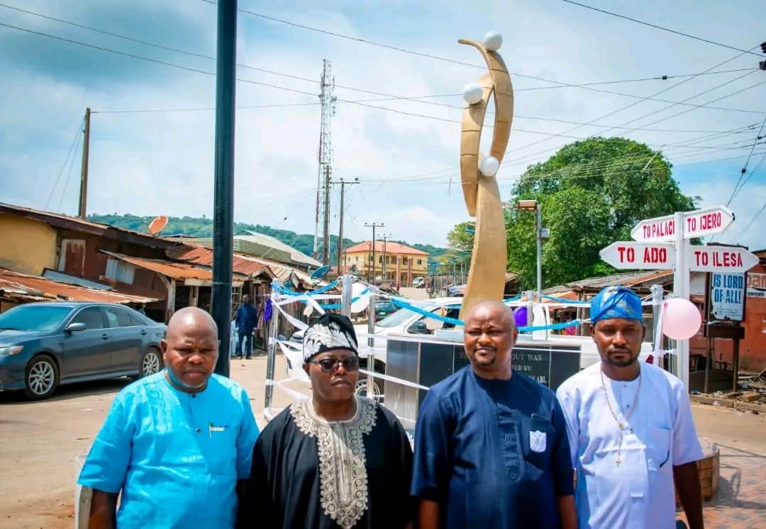 Okemesi Roundabout constructed by Okemesi Ido-Ile LCDA gallery image